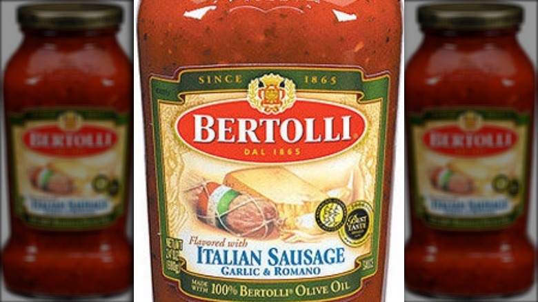 Bertolli Italian Sausage with Garlic & Romano Sauce 