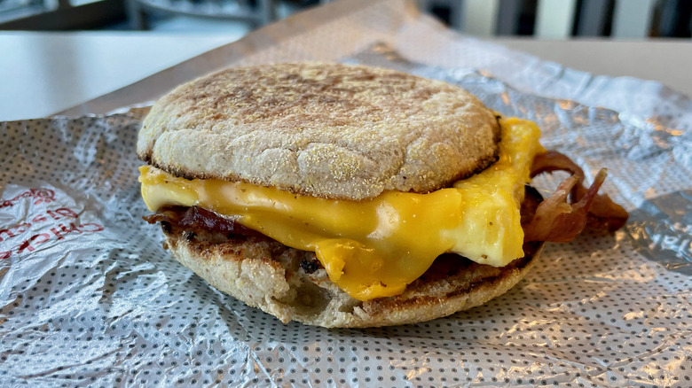 Bacon, Egg & Cheese Muffin