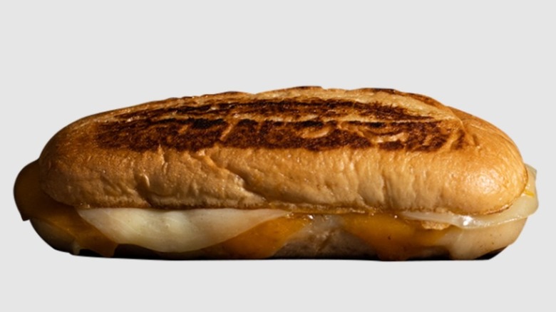 faze Cheeser sandwich