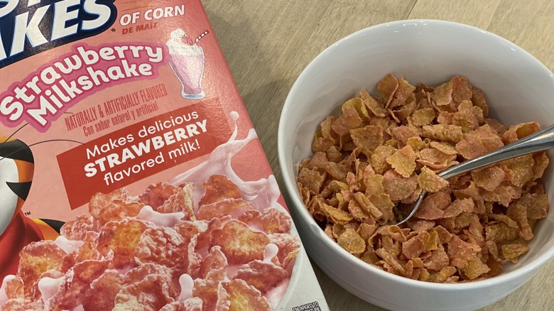 Strawberry Milkshake Frosted Flakes