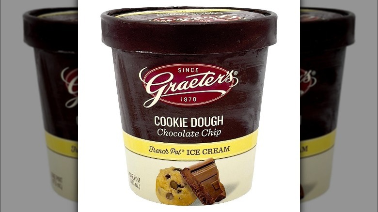 Pint Graeter's cookie dough chocolate chip ice cream