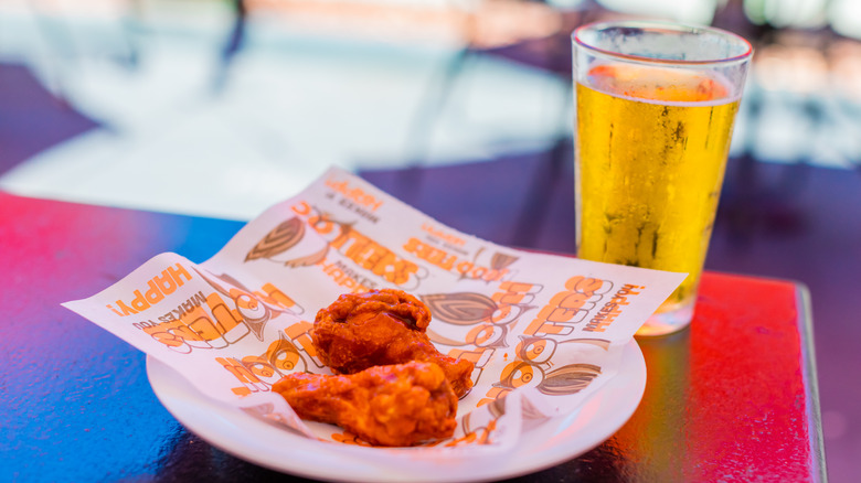 Hooters Nuclear Wings and Beer