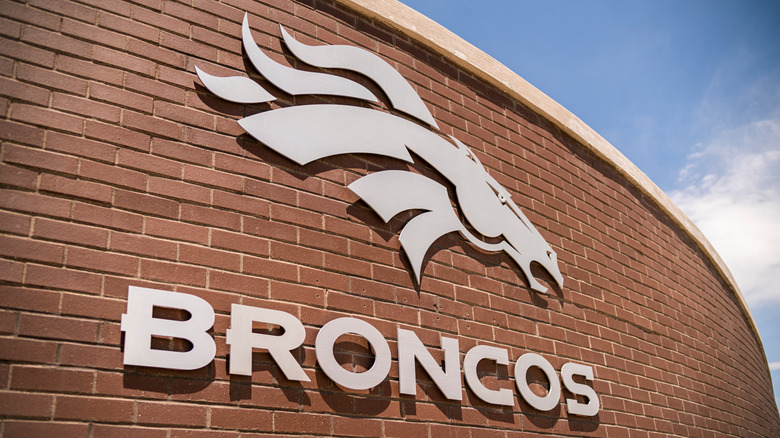 denver broncos logo on bricks