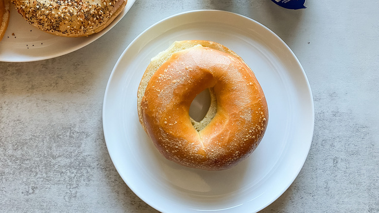 plain bagel