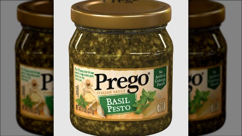 Prego basil pesto sauce