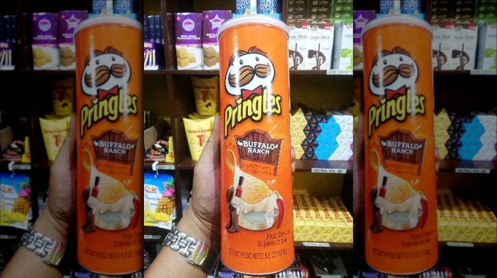 Pringles Buffalo Ranch flavor chips