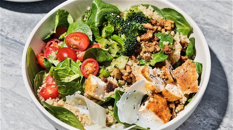 sweetgreen chicken pesto parm bowl