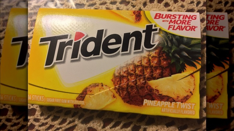 Trident Pineapple Twist gum