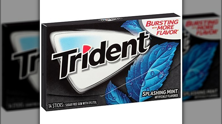 Splashing Mint Trident gum