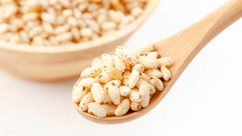 puffed rice in a spoon