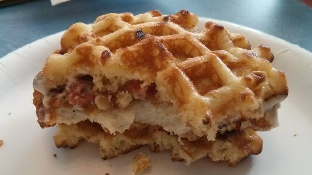 White Castle Chicken Bacon Waffle Slider 