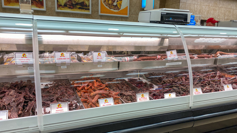 Buc-ee's jerky counter