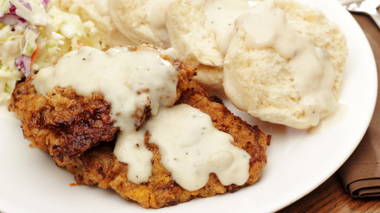 chicken fried steak white gravy