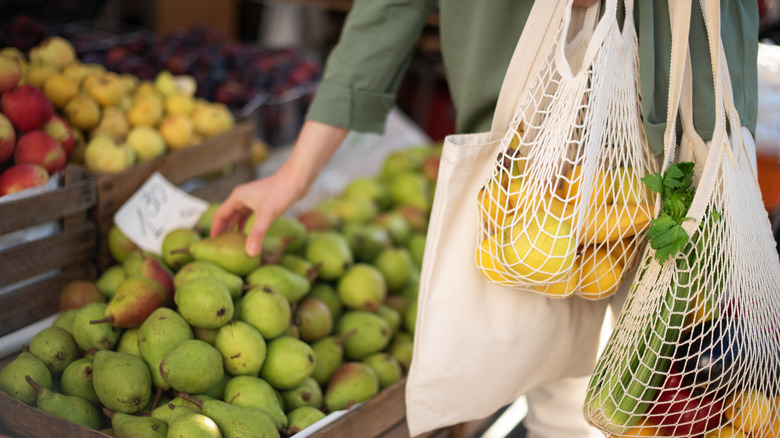 Reusable grocery bags