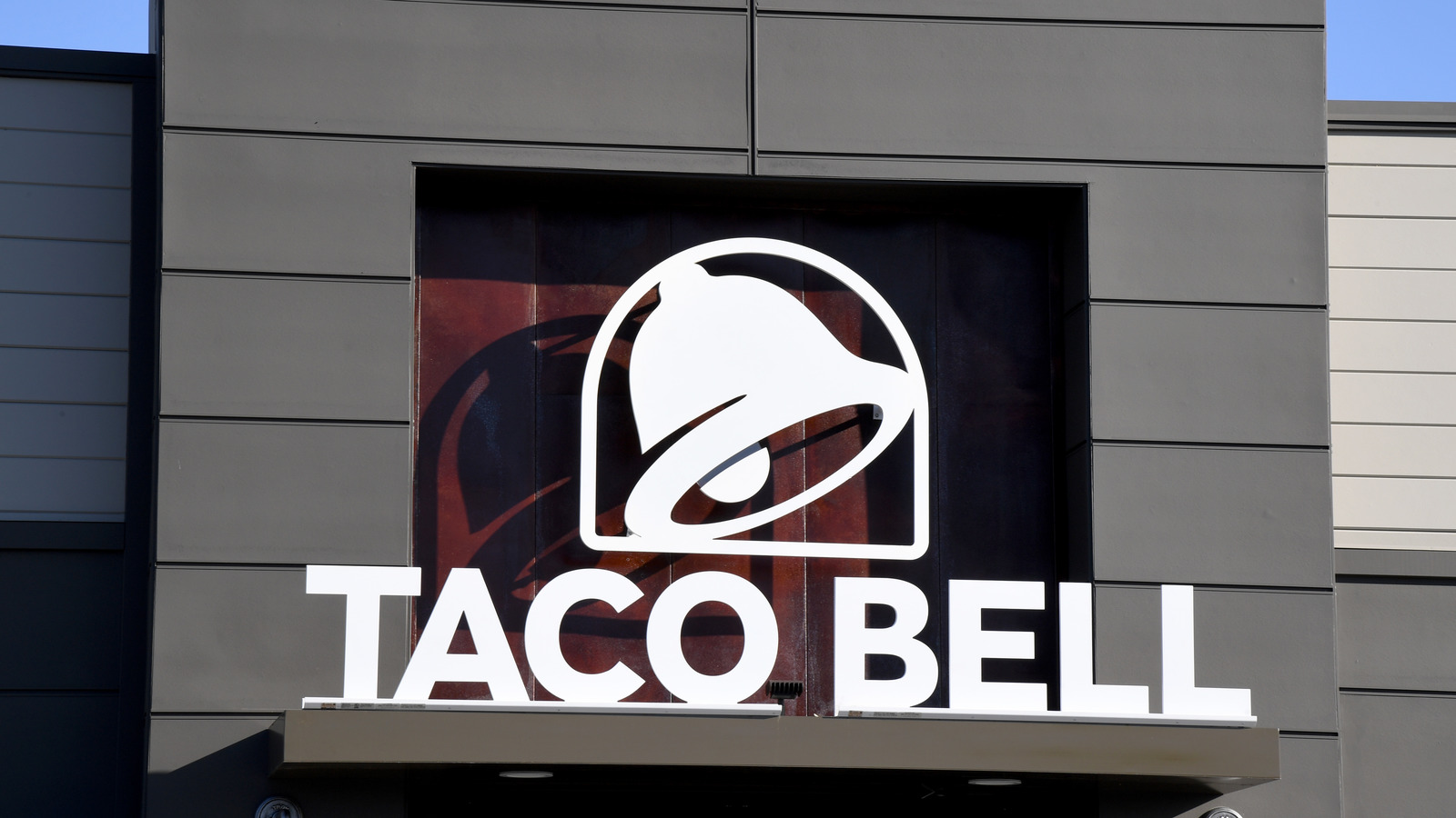 Everything You Need To Know About Taco Bell's New $5 Cravings Box