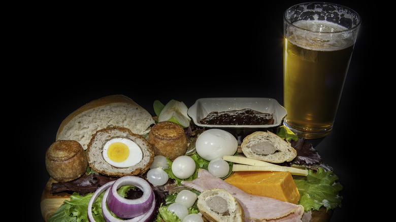 ploughman's lunch with cider
