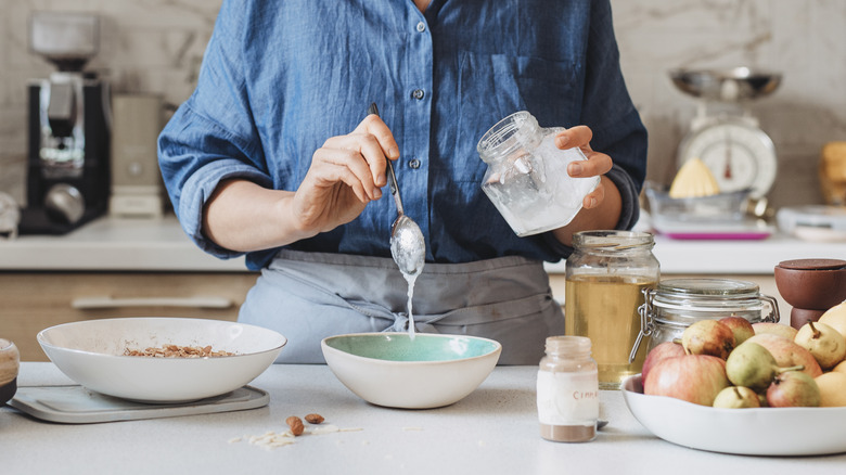 baking with coconut oil