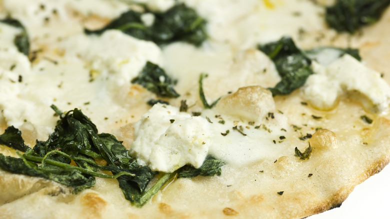 Kale pizza with cheese