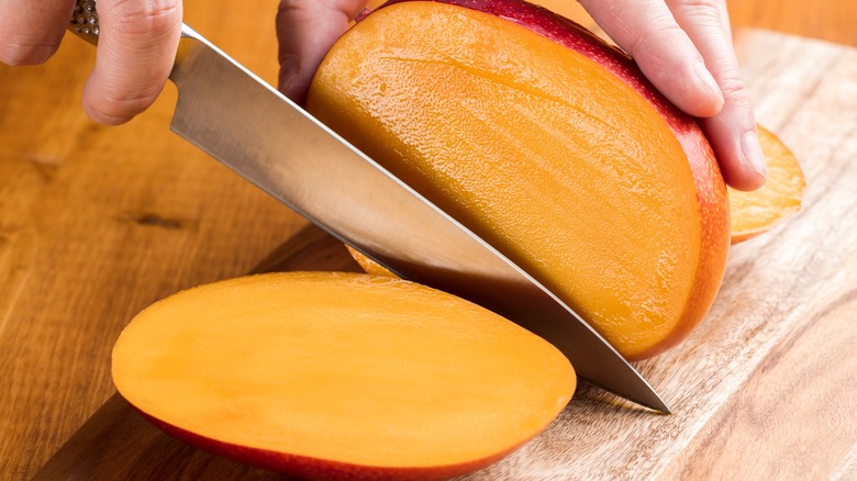 slicing a mango