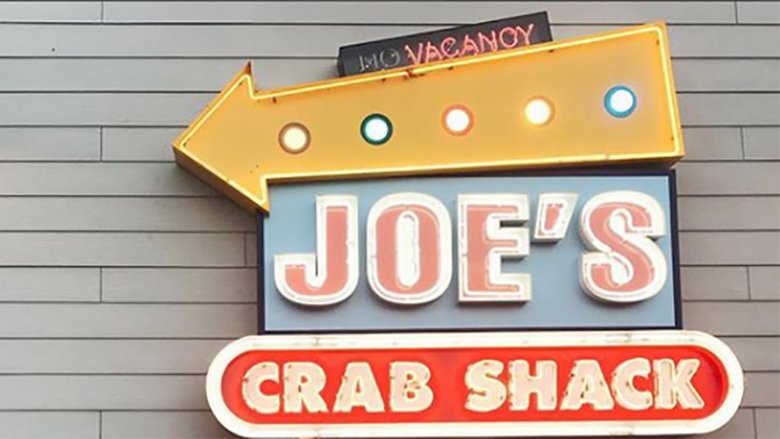 joe's crab shack sign