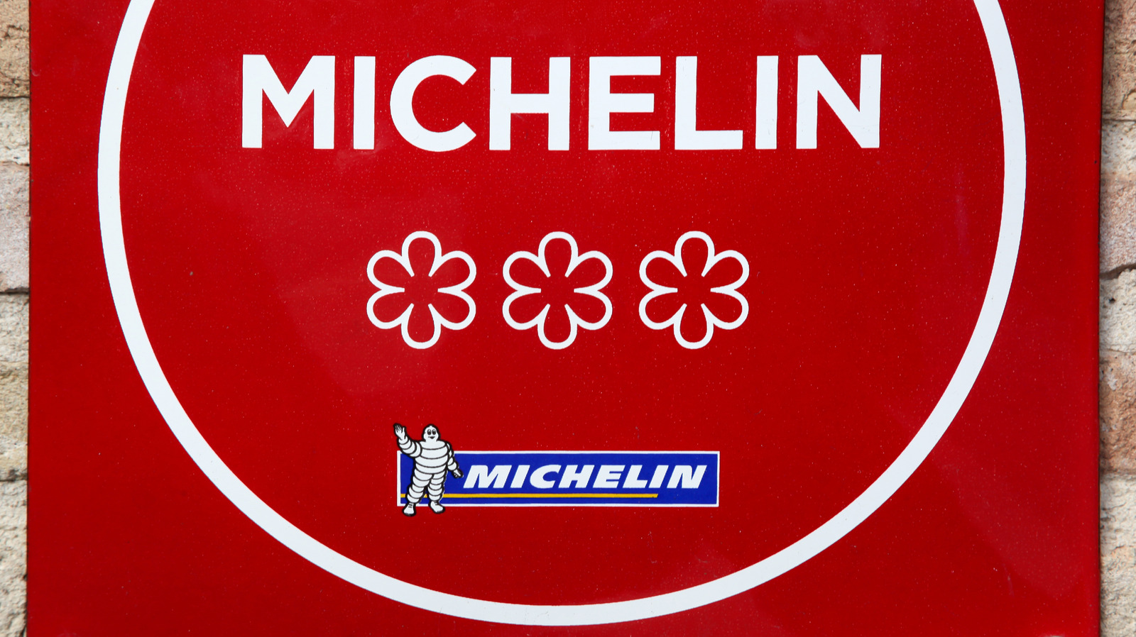 14 Famous Restaurants That Lost Their Michelin Stars