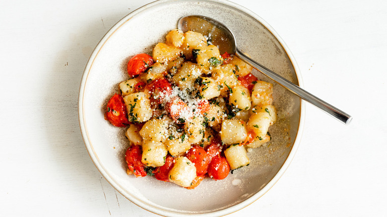gnocchi with tomatoes and cheese