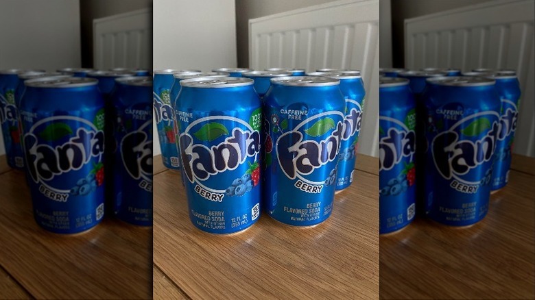 cans of fanta berry