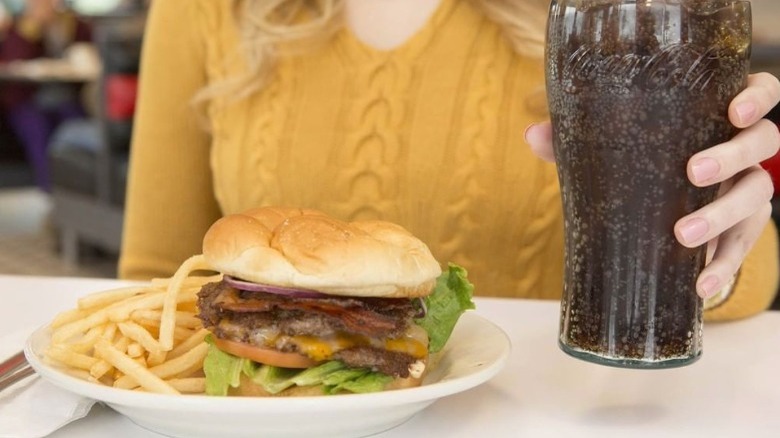 Steak 'n Shake Western BBQ 'n Bacon Cheeseburger