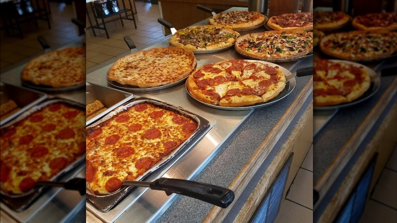 pizzas at Pizza Hut buffet