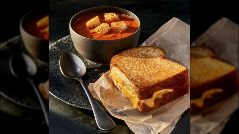 grilled cheese with tomato soup