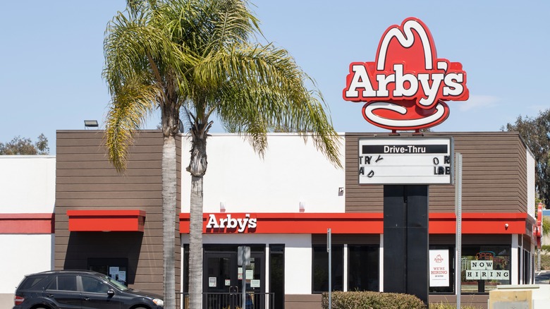 Arby's restaurant exterior