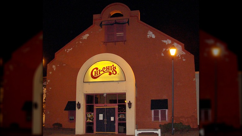 Exterior of Chi-Chi's restaurant