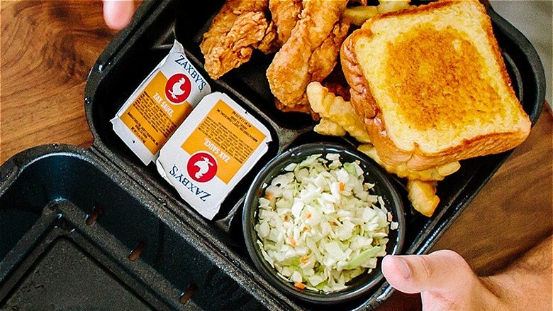 Coleslaw chicken tenders box