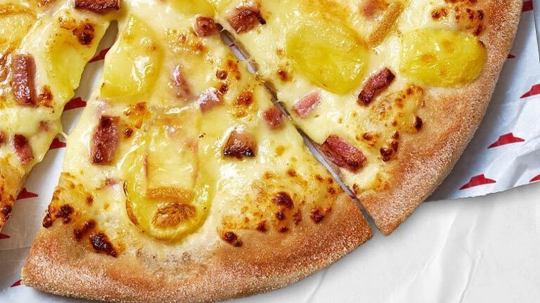 Pizza Hut Pizza Raclette