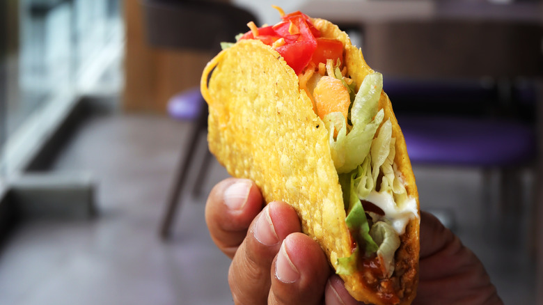 Taco Bell crunchy taco