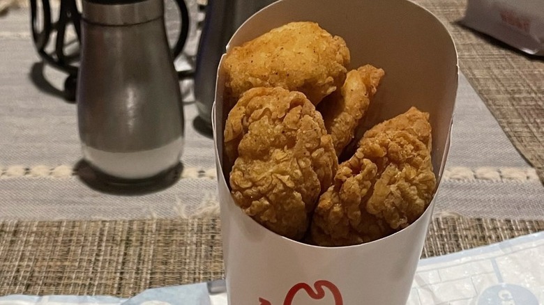 Arby's nuggets in container