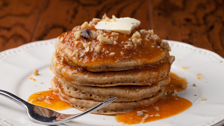 Nut pancakes