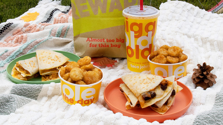 A Taco John's picnic