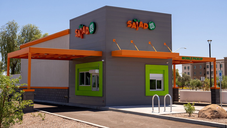 salad and go drive-thru exterior