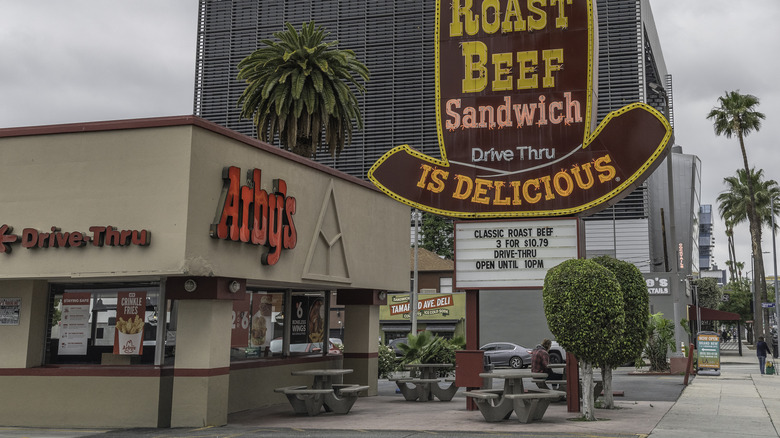 Arby's hat sign and storefont