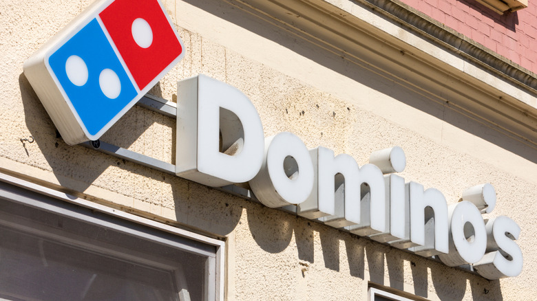 Domino's sign