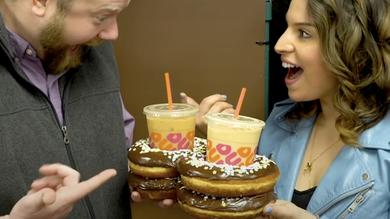 Dunkin's super dough holder