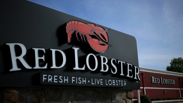 Red Lobster sign