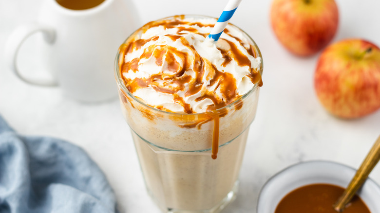 caramel apple milkshake