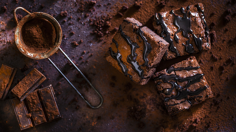 chocolate brownies and fudge