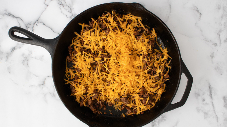 ground beef with shredded cheese