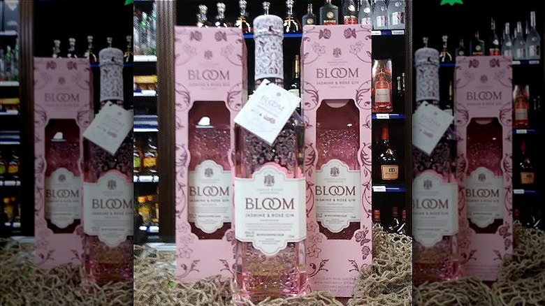 Bloom Jasmine & Rose Gin bottles
