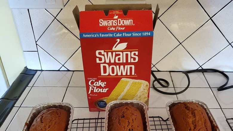 swans down flour and cakes