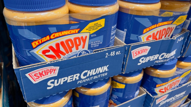 Skippy super chunk peanut butter