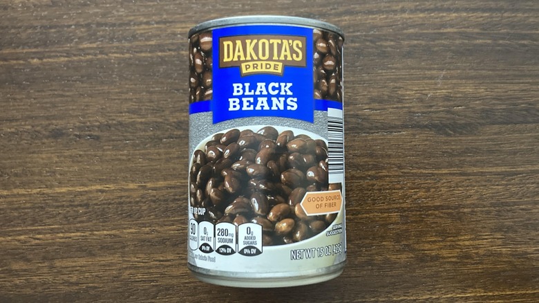 Can of Dakota's Pride black beans